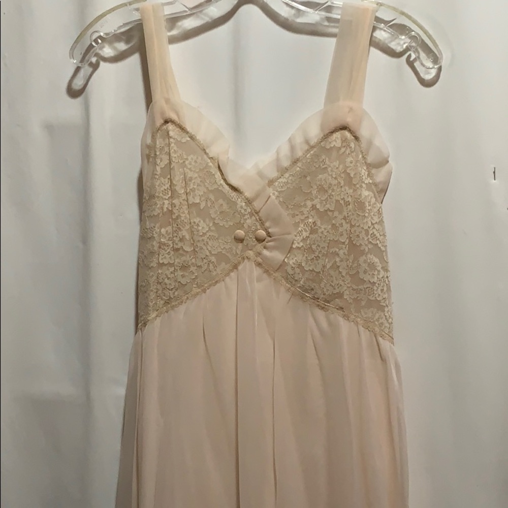 VINTAGE SEAMPRUFE 40’s-50’s era NIGHTGOWN CREME 34